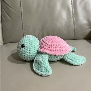 Prettiest Little Hand Crocheted Turtle!!